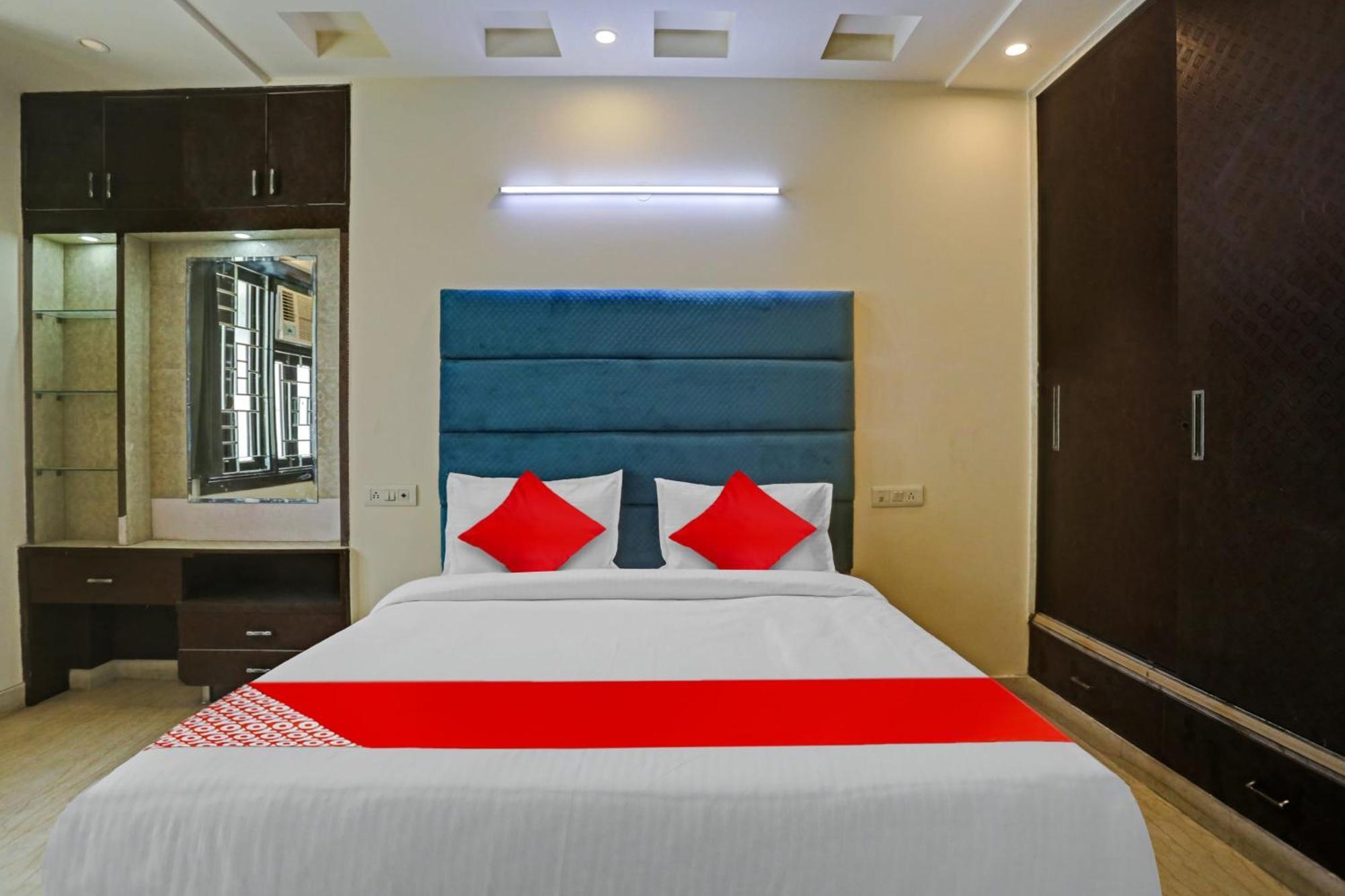 Hotel O Golden Key Inn Punjabi Bagh Ню Делхи Екстериор снимка