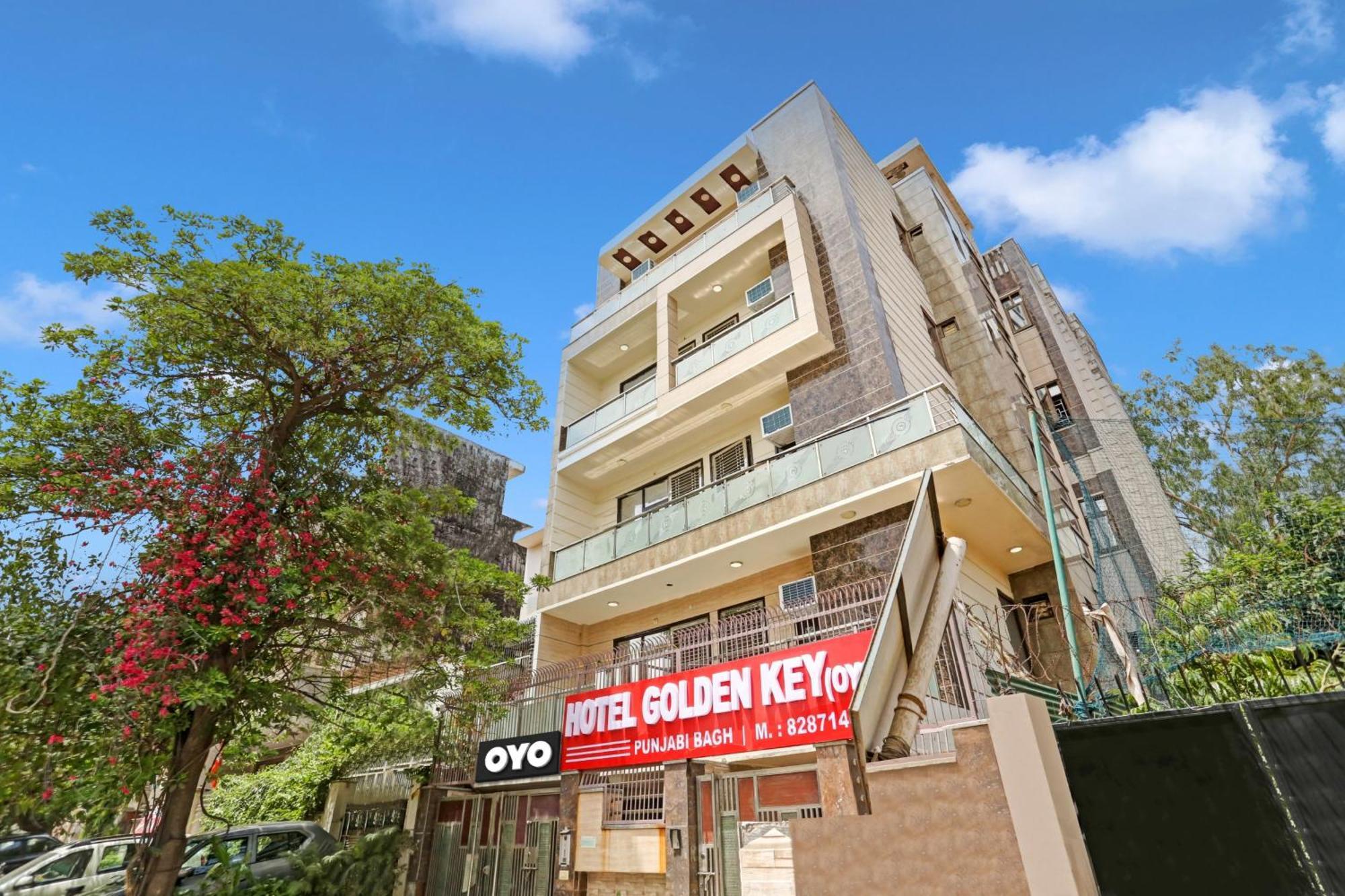 Hotel O Golden Key Inn Punjabi Bagh Ню Делхи Екстериор снимка